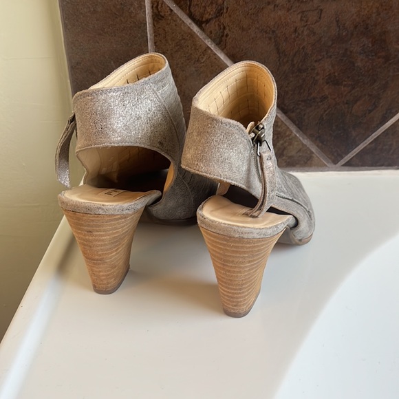 CAYANNE PEEP TOE BOOTIE- Paul Green - Picture 6 of 7